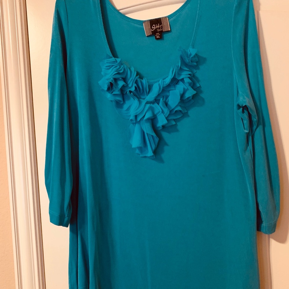 Slinky Turquoise Top